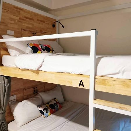 Tidjai Bangkok Hostel Bagian luar foto