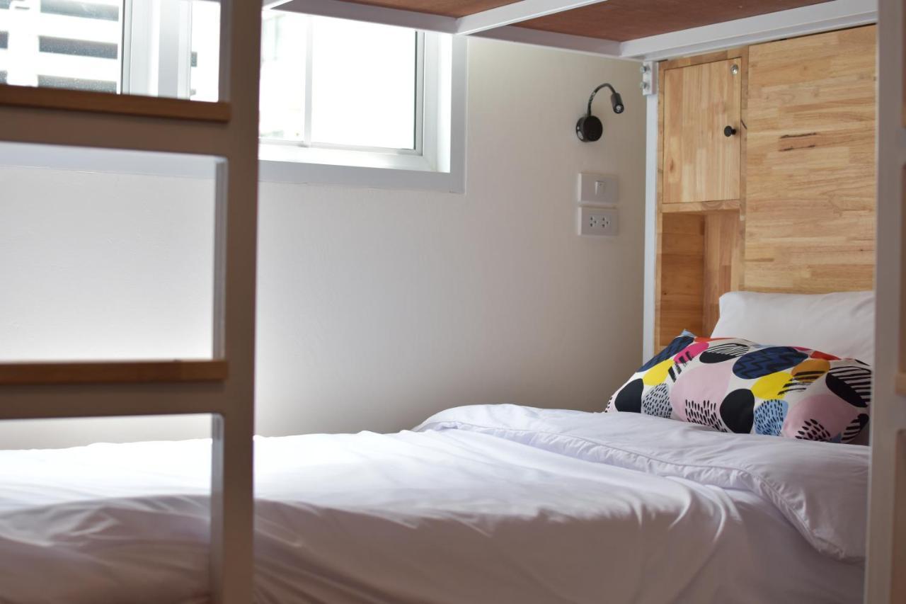 Tidjai Bangkok Hostel Bagian luar foto
