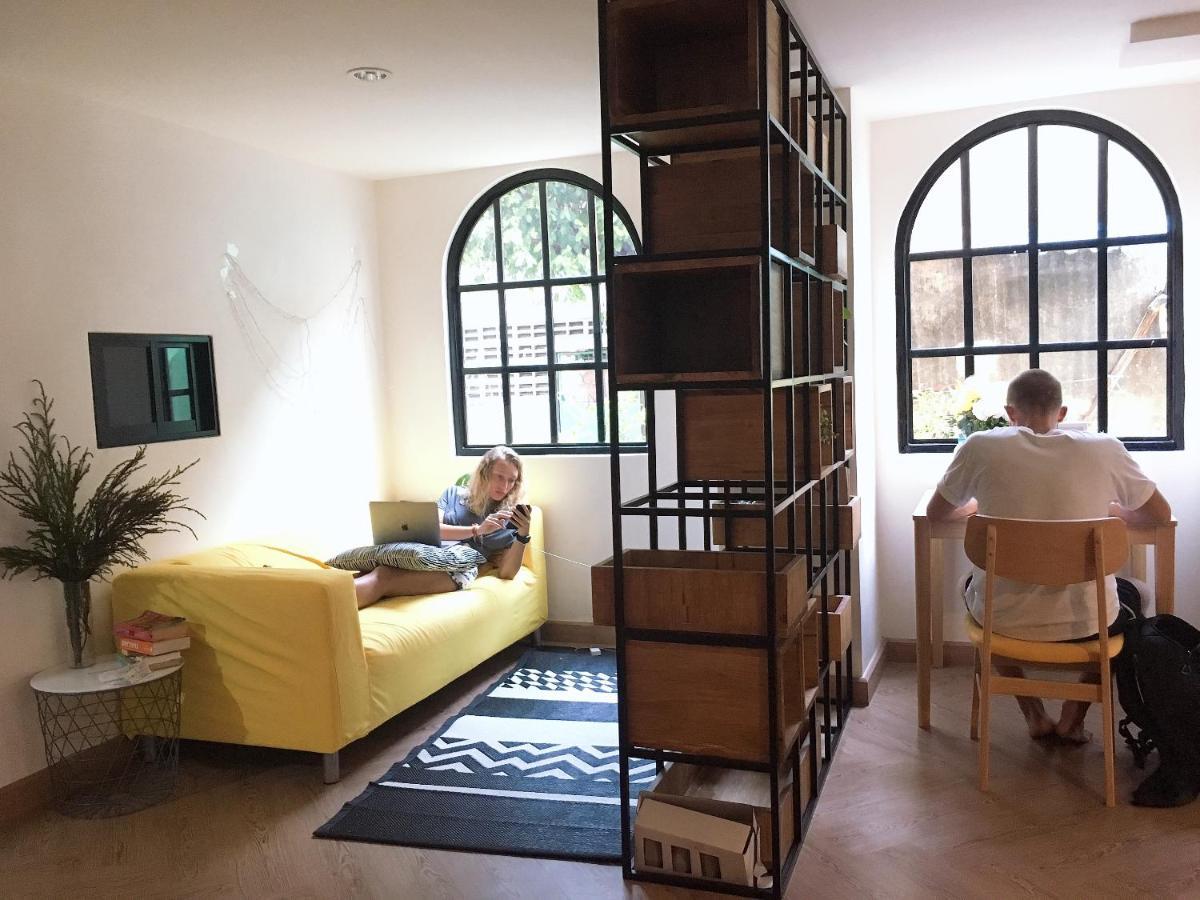 Tidjai Bangkok Hostel Bagian luar foto